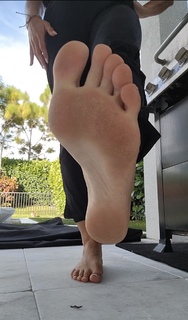 Kristine Dunn feet photo 18