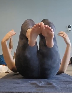 Kristine Dunn feet photo 13