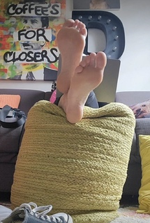 Kristine Dunn feet photo 5