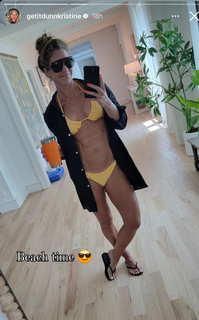 Kristine Dunn feet photo 3
