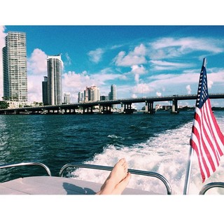 Kristine Froseth feet photo thumbnail