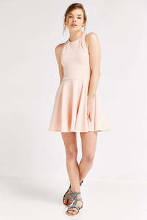 Kristine Froseth feet photo thumbnail