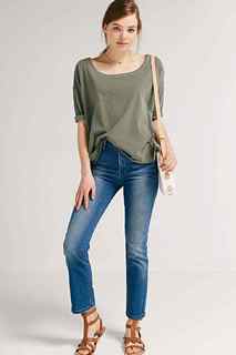 Kristine Froseth feet photo thumbnail