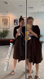 Kristine Froseth feet photo thumbnail