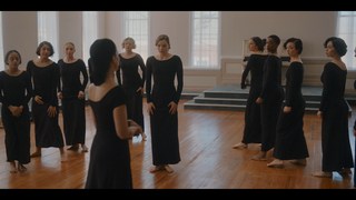 Kristine Froseth feet photo thumbnail