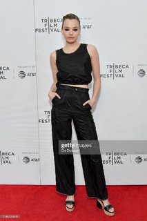 Kristine Froseth feet photo thumbnail