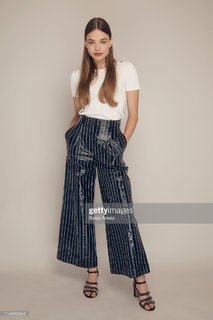 Kristine Froseth feet photo thumbnail