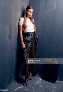 Kristine Froseth feet photo thumbnail