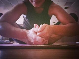 Kristine Johnson feet photo 16