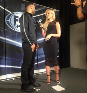 Kristine Leahy feet photo thumbnail