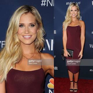 Kristine Leahy feet photo thumbnail