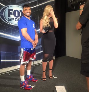 Kristine Leahy feet photo thumbnail
