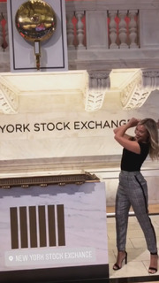 Kristine Leahy feet photo thumbnail