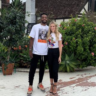 Kristine Leahy feet photo thumbnail