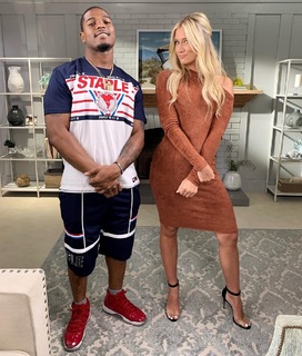 Kristine Leahy feet photo thumbnail