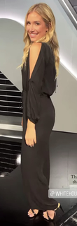 Kristine Leahy feet photo thumbnail