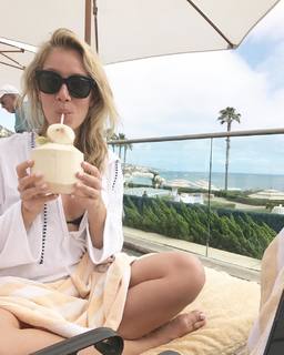 Kristine Leahy feet photo thumbnail