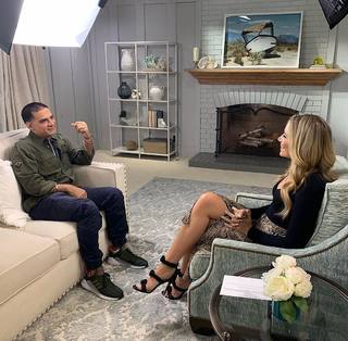 Kristine Leahy feet photo thumbnail