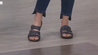 Kristine Zell feet photo 12