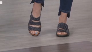 Kristine Zell feet photo 11