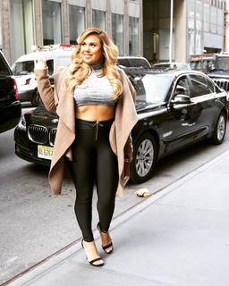 Kristinia DeBarge feet photo 11