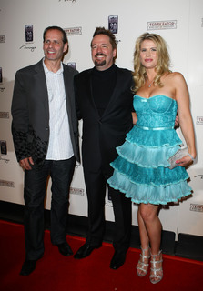 Kristy Swanson feet photo thumbnail