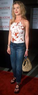 Kristy Swanson feet photo thumbnail