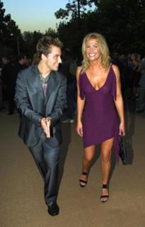 Kristy Swanson feet photo thumbnail