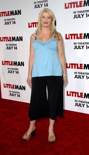 Kristy Swanson feet photo thumbnail