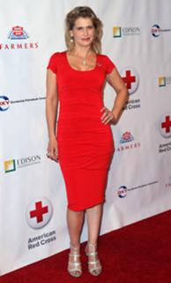 Kristy Swanson feet photo thumbnail