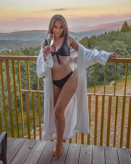 Kristýna Tresnáková feet photo 13