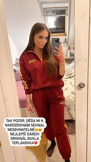 Kristýna Tresnáková feet photo 17