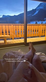Kristýna Tresnáková feet photo 3
