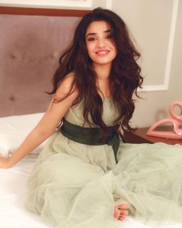Krithi Shetty feet photo 11