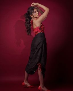 Krithi Shetty feet photo 15