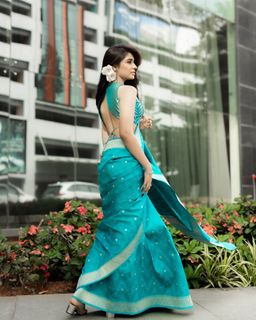 Krithi Shetty feet photo 5