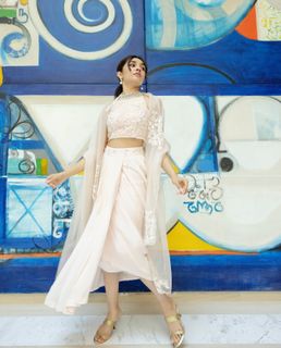 Krithi Shetty feet photo 5