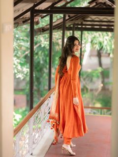 Krithi Shetty feet photo 18