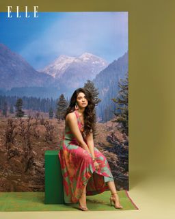 Krithi Shetty feet photo 16