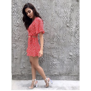 Kriti Kharbanda feet photo thumbnail