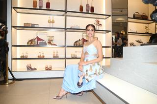 Kriti Kharbanda feet photo thumbnail