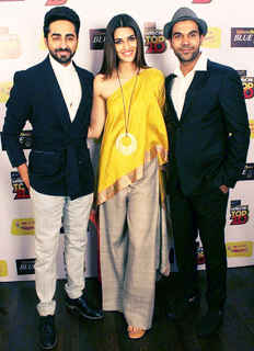 Kriti Sanon feet photo thumbnail