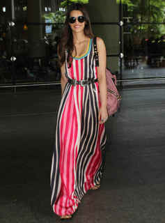 Kriti Sanon feet photo thumbnail