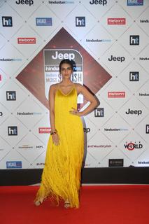Kriti Sanon feet photo thumbnail