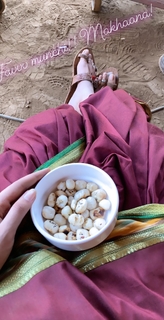 Kriti Sanon feet photo thumbnail