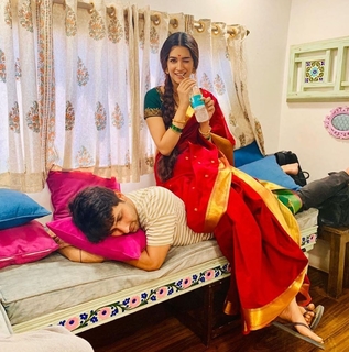 Kriti Sanon feet photo thumbnail