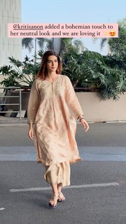 Kriti Sanon feet photo thumbnail