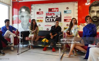 Kriti Sanon feet photo thumbnail