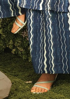 Kriti Sanon feet photo thumbnail