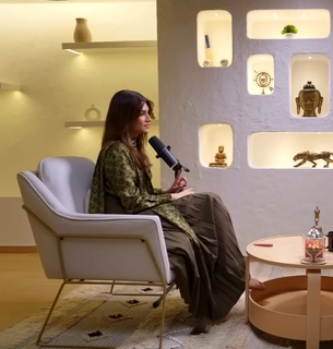 Kriti Sanon feet photo thumbnail